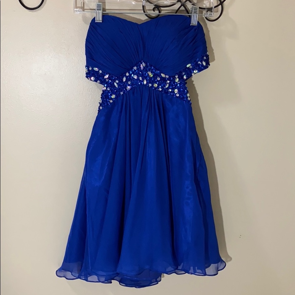 Blue strapless dress